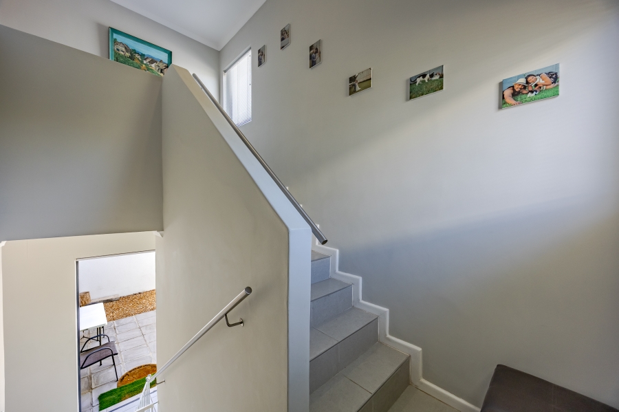 3 Bedroom Property for Sale in Burgundy Estate Western Cape